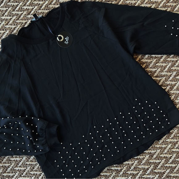 Rain Tops - 2/$15💖Embellished Long Sleeve Top